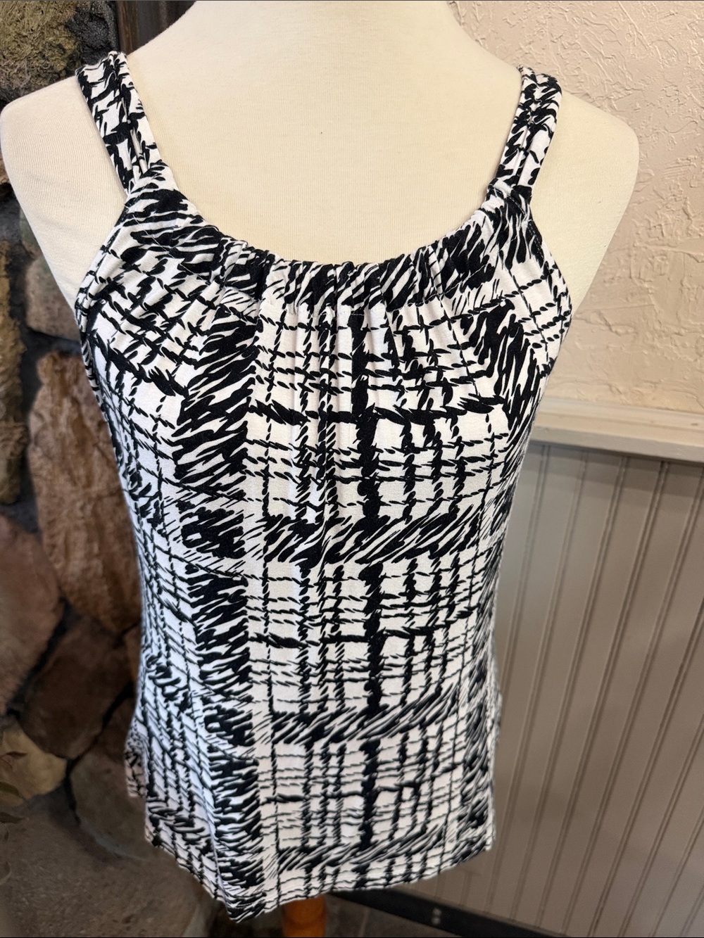 Talbots Black and White Abstract Grid Tank Top
